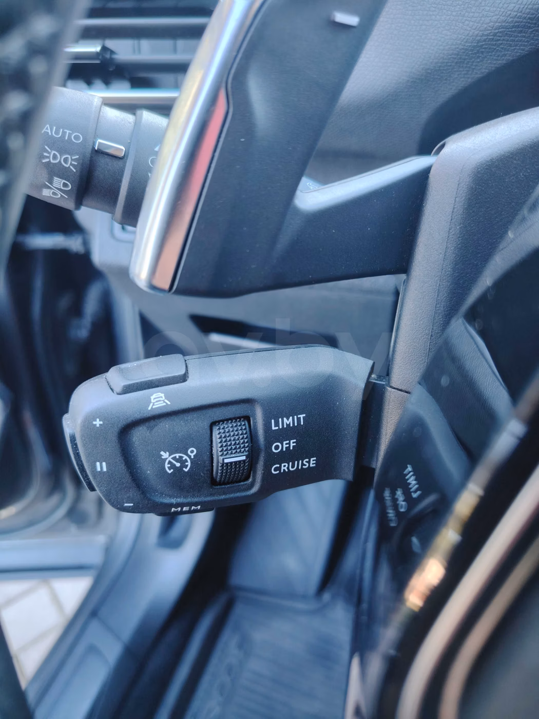 Peugeot 5008 фото 13