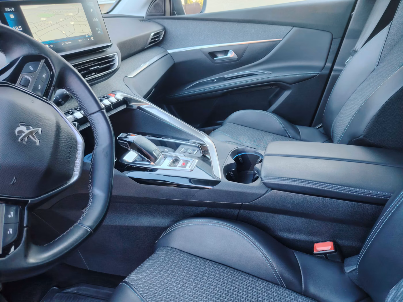 Peugeot 5008 фото 21