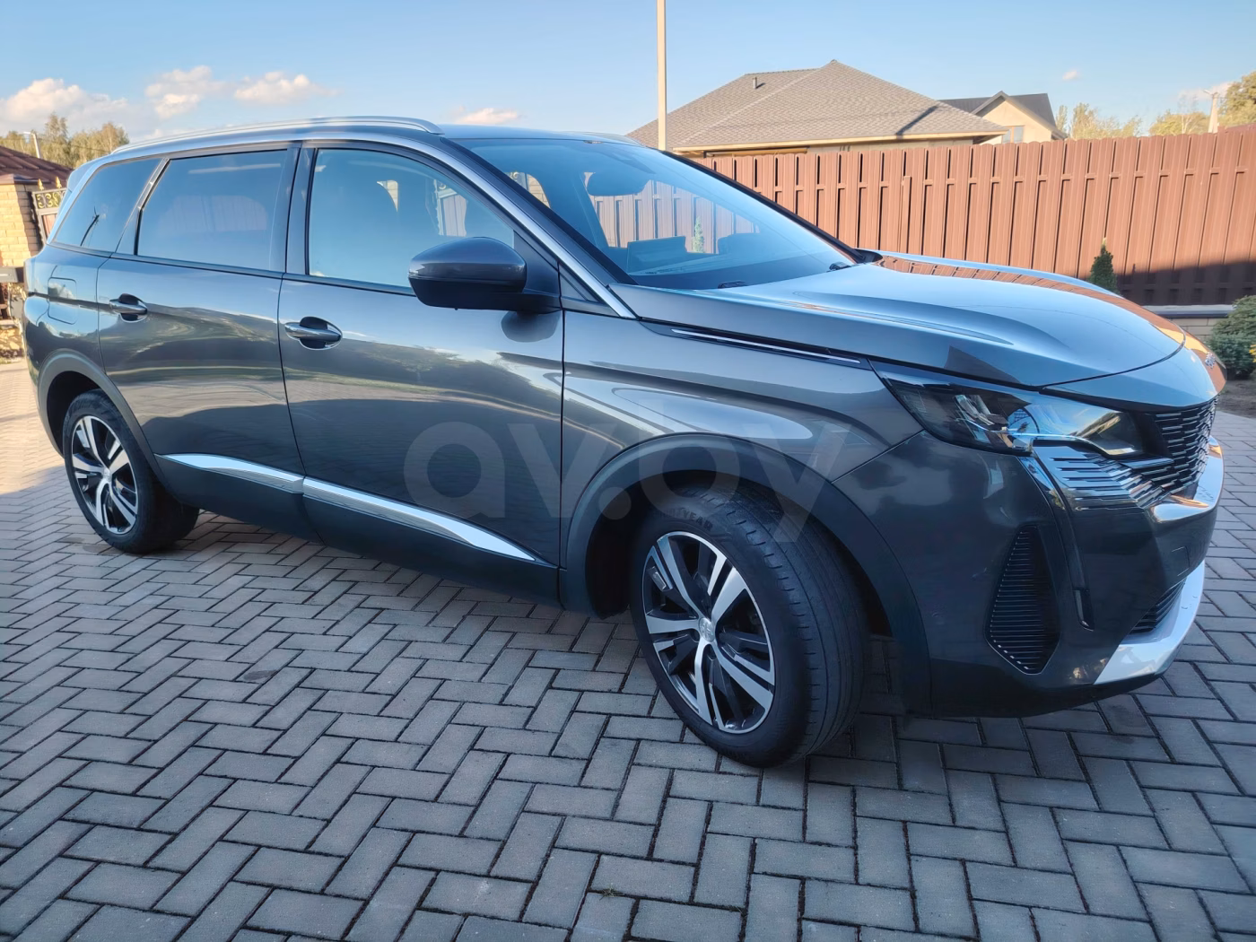 Peugeot 5008 фото 7