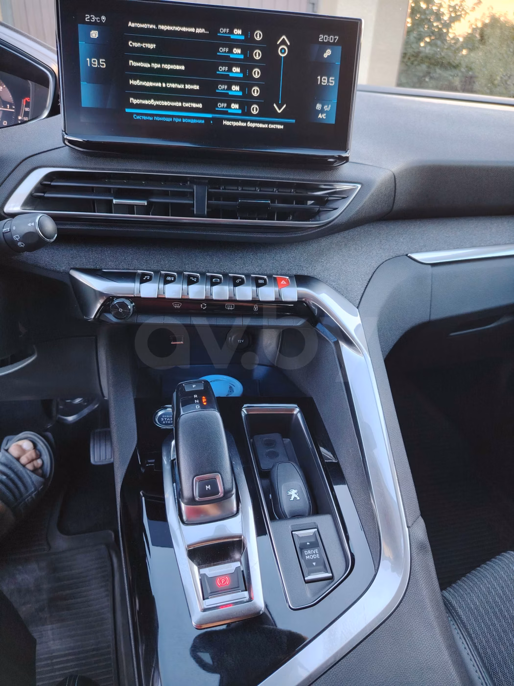 Peugeot 5008 фото 8