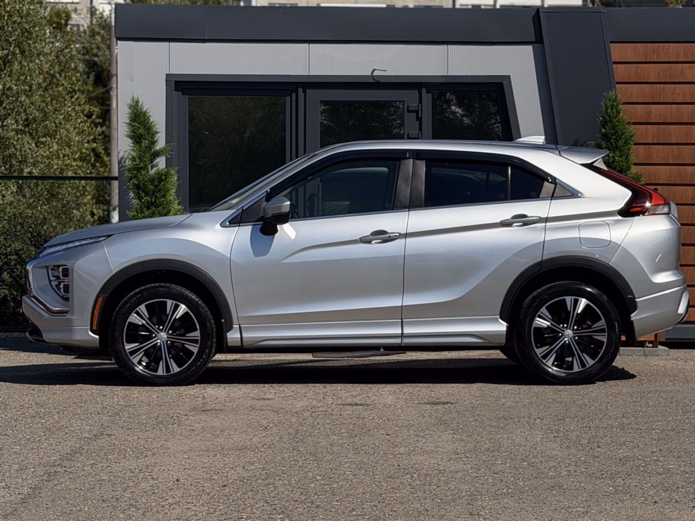 Mitsubishi Eclipse Cross фото 6