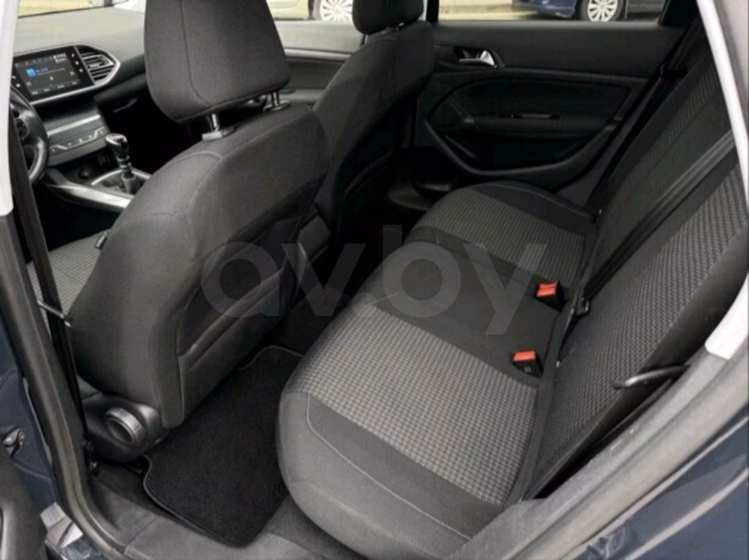 Peugeot 308 фото 17