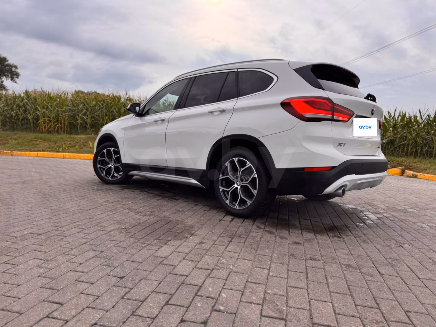 BMW X1 фото 6