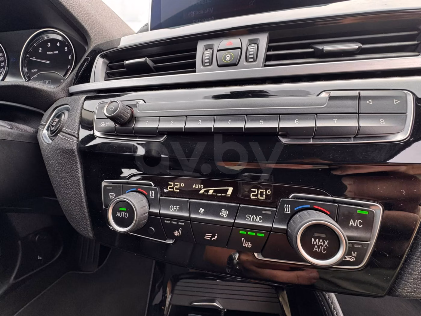 BMW X1 фото 16