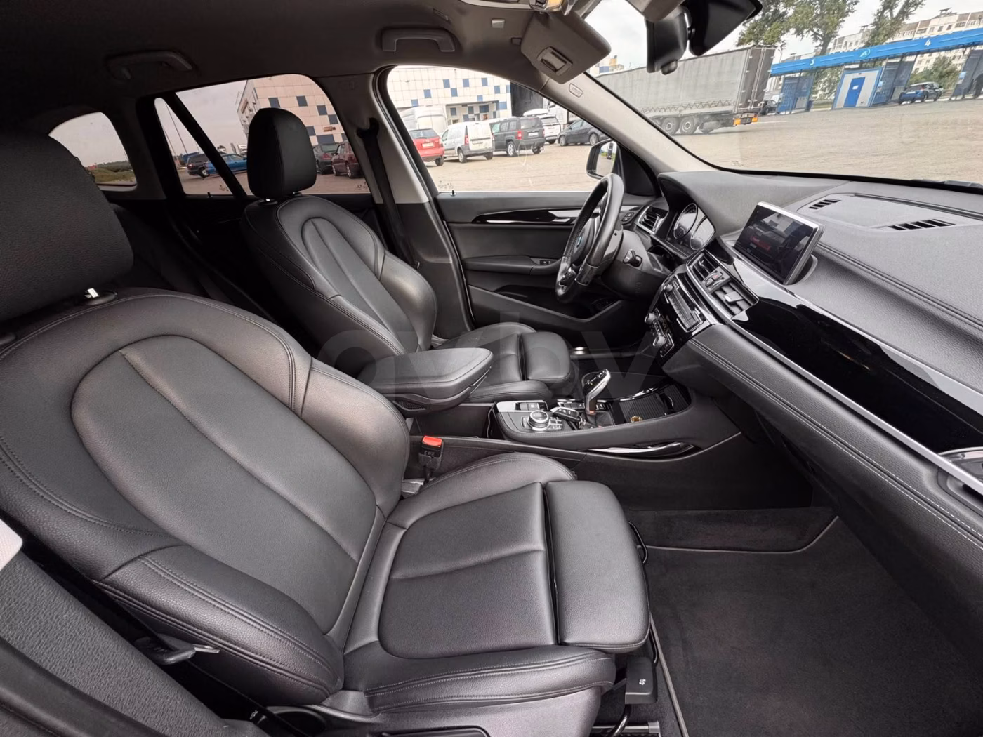 BMW X1 фото 7