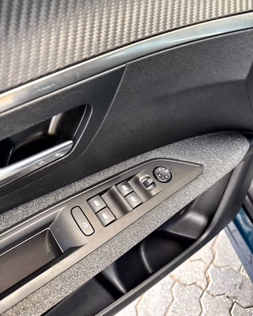 Peugeot 3008 фото 9
