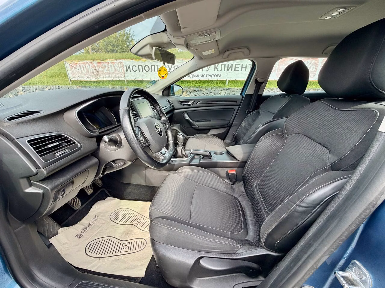 Renault Megane фото 9