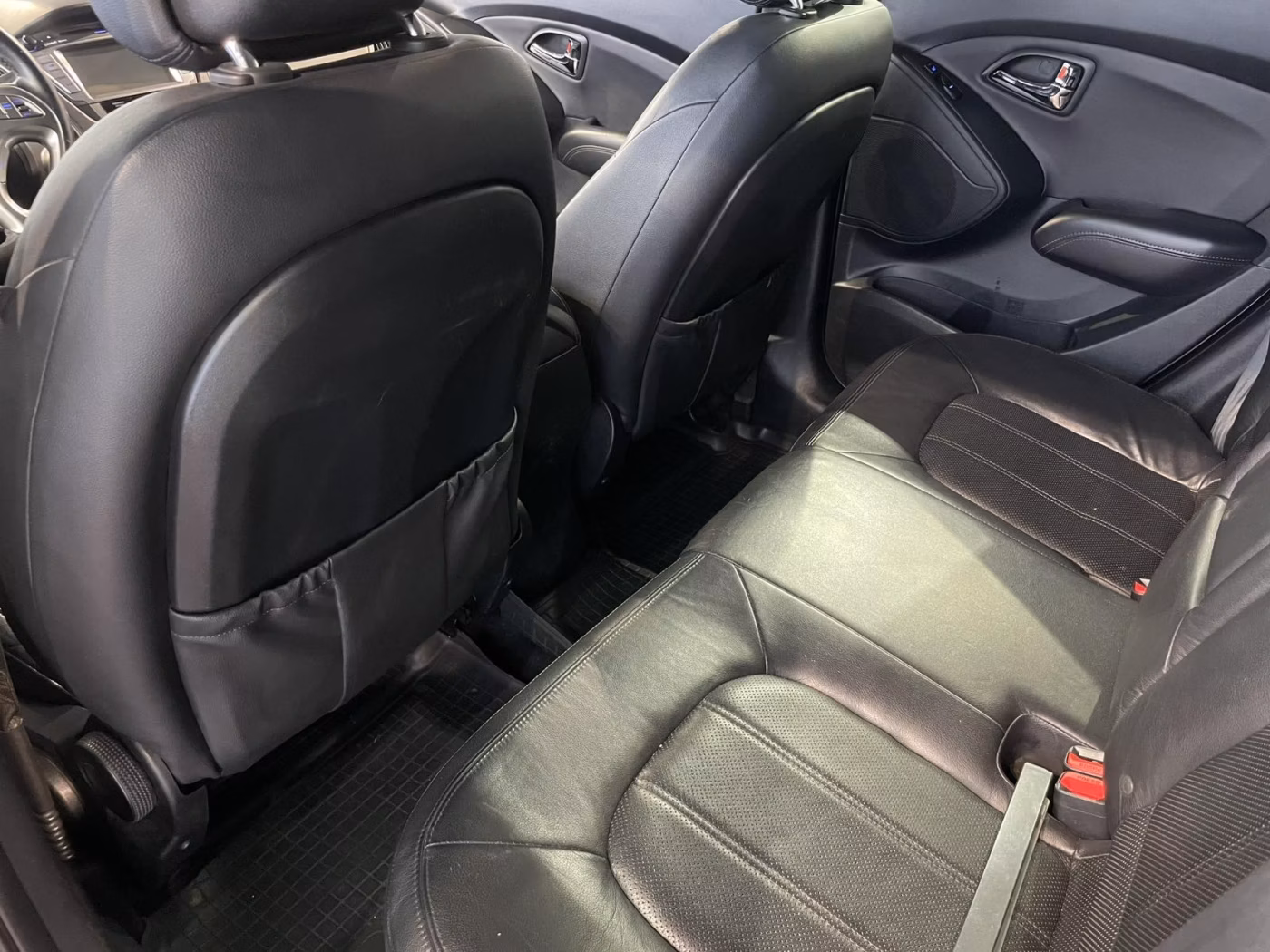 Hyundai ix35 фото 7
