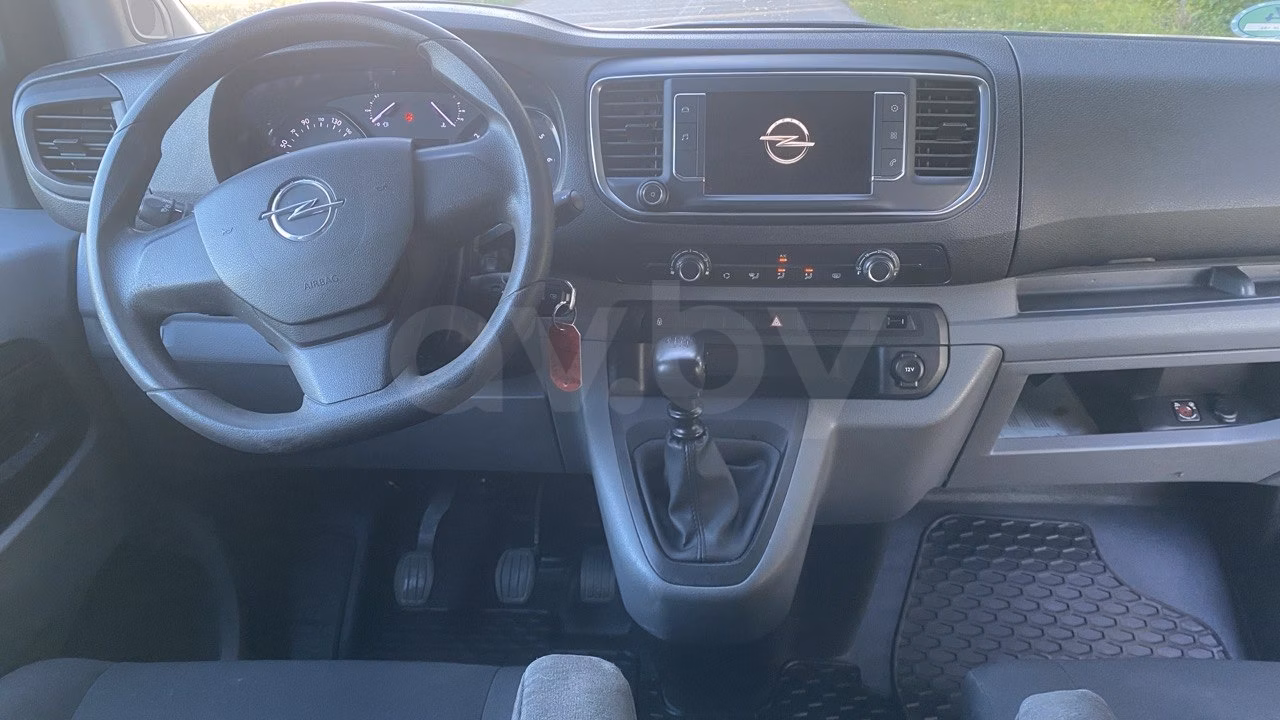 Opel Vivaro фото 9