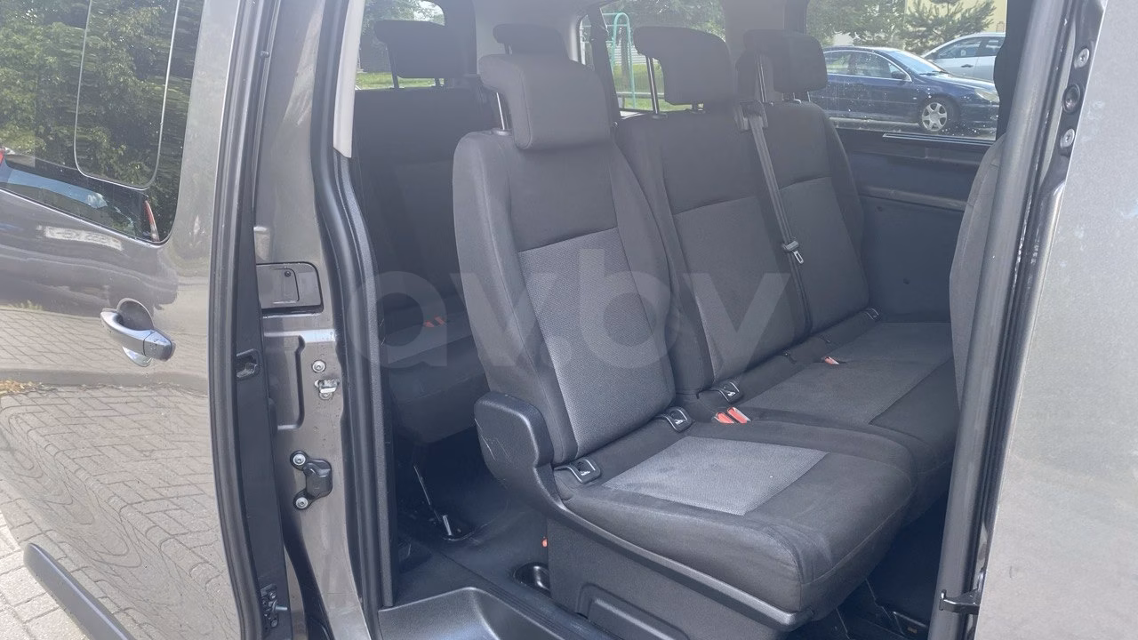 Opel Vivaro фото 12