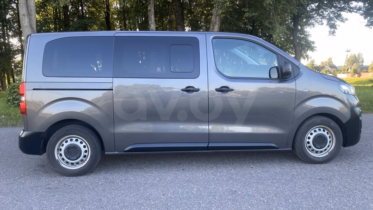 Opel Vivaro фото 3