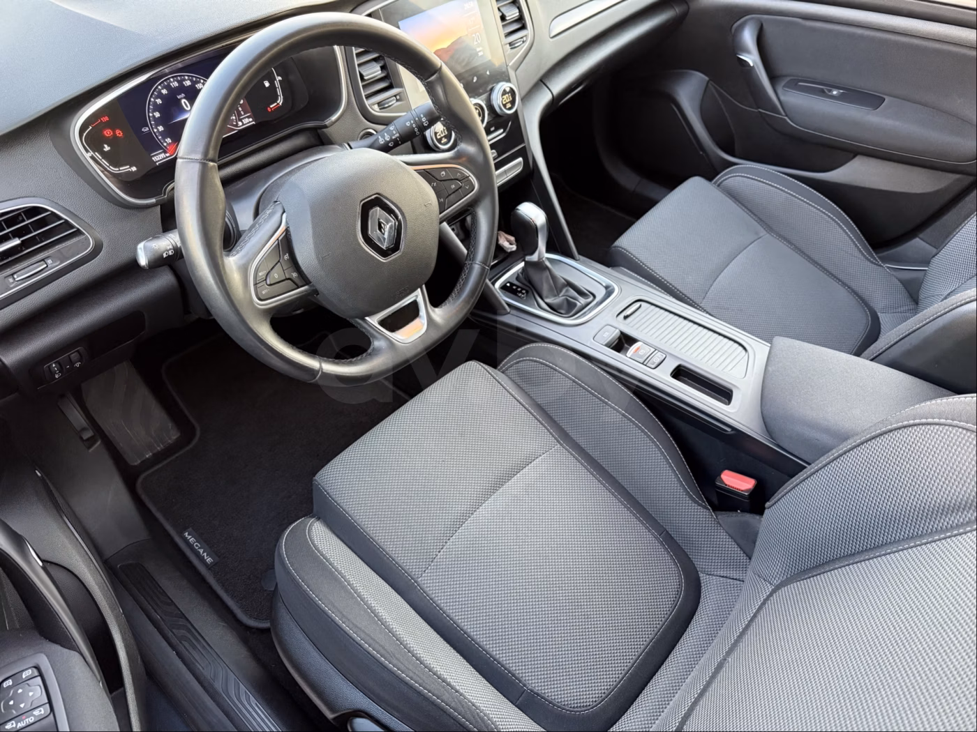 Renault Megane фото 13