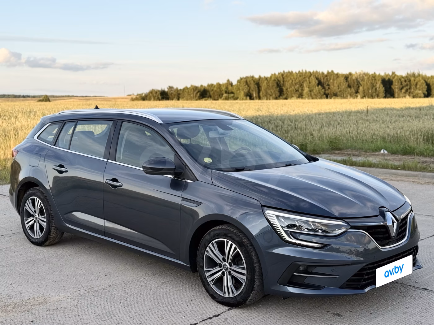Renault Megane фото 3