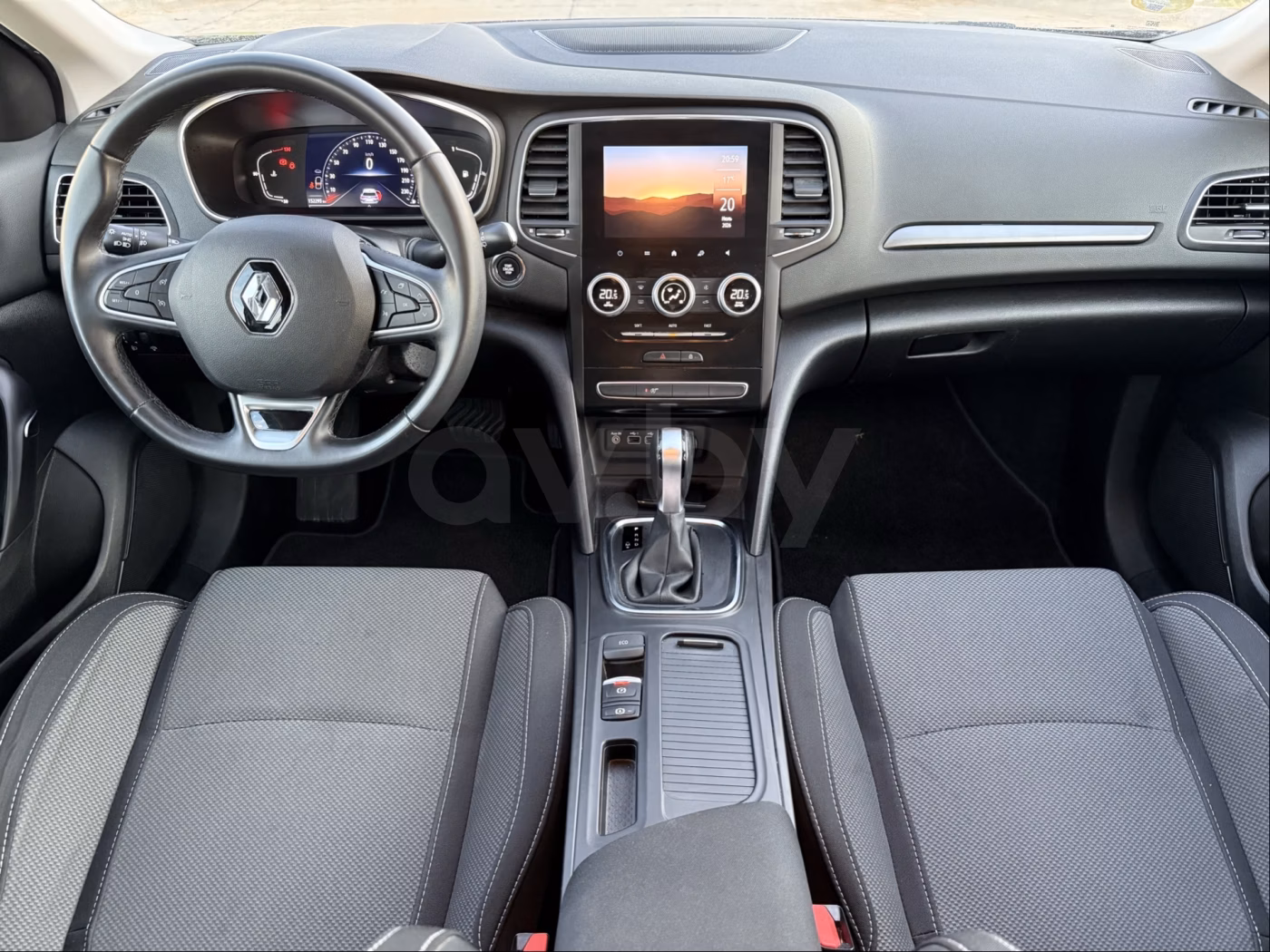Renault Megane фото 14