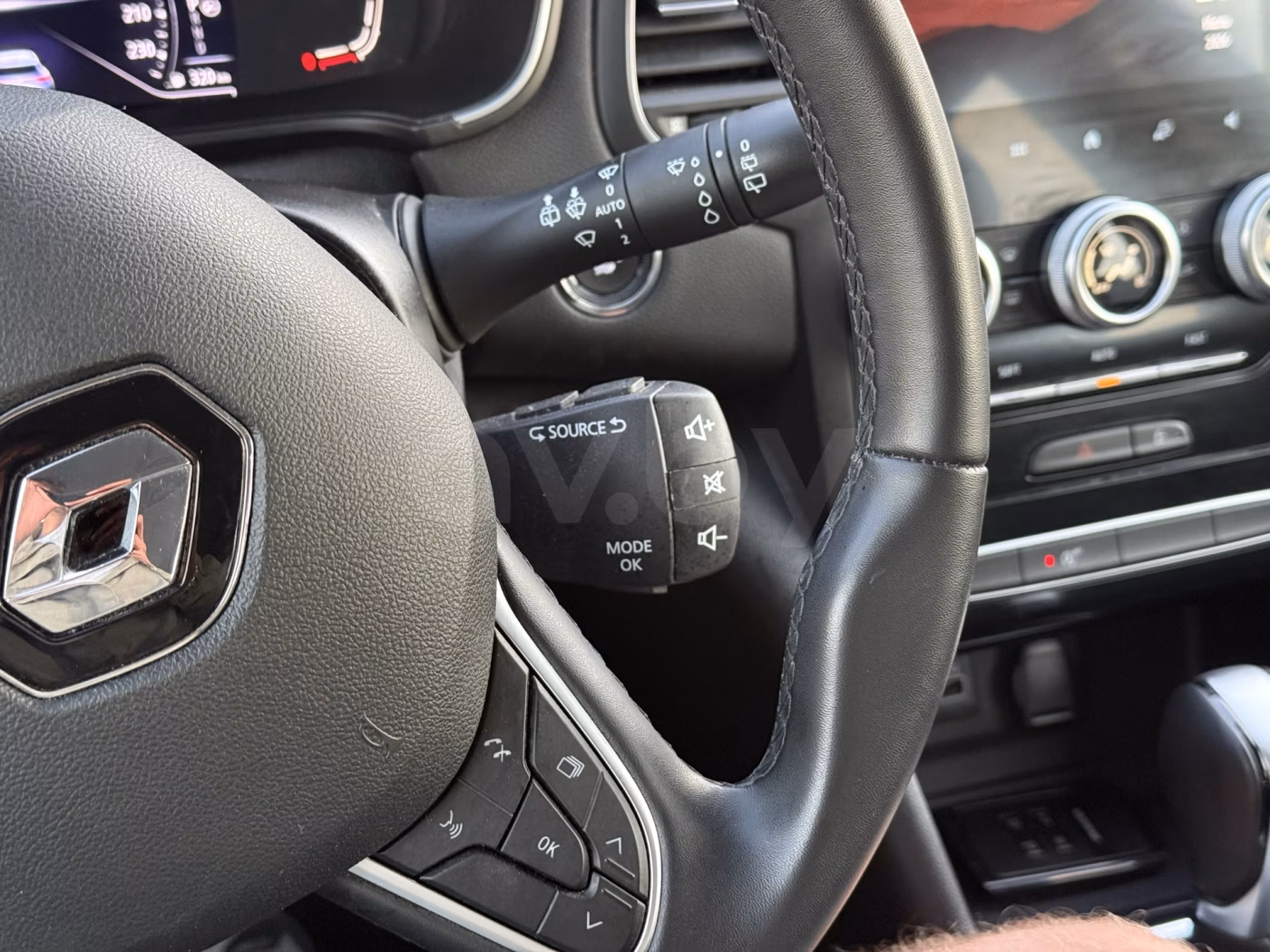 Renault Megane фото 18