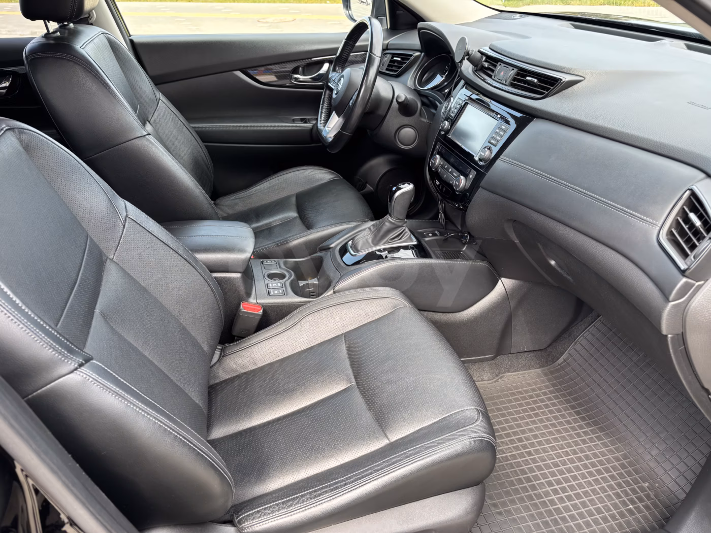 Nissan X-Trail фото 13