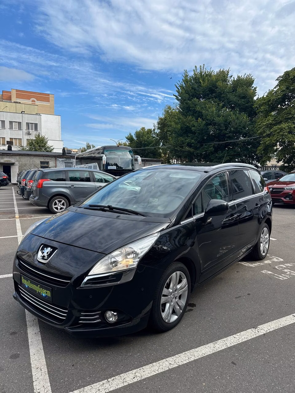 Peugeot 5008 фото 4