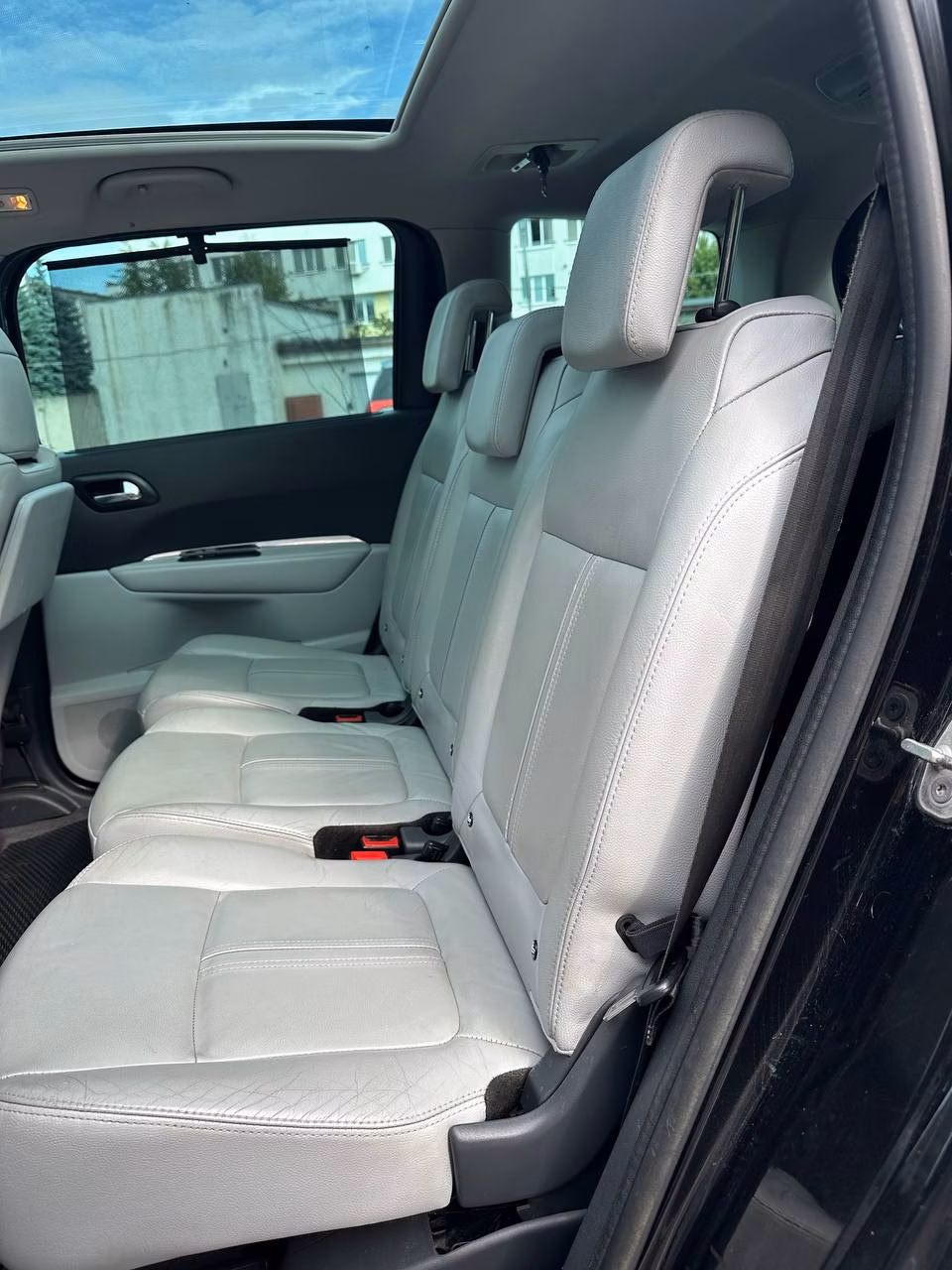 Peugeot 5008 фото 24