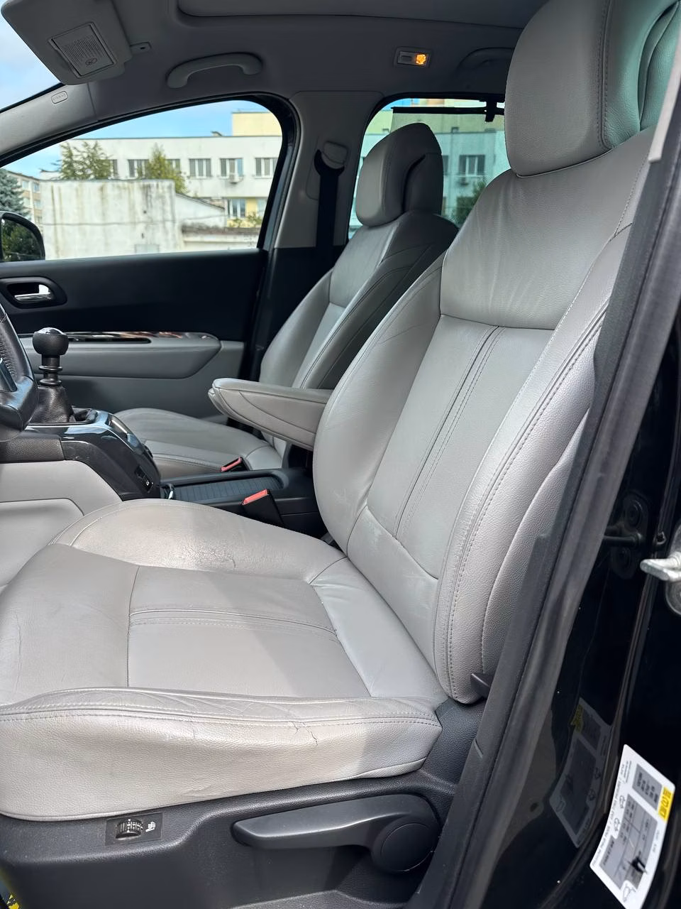 Peugeot 5008 фото 11