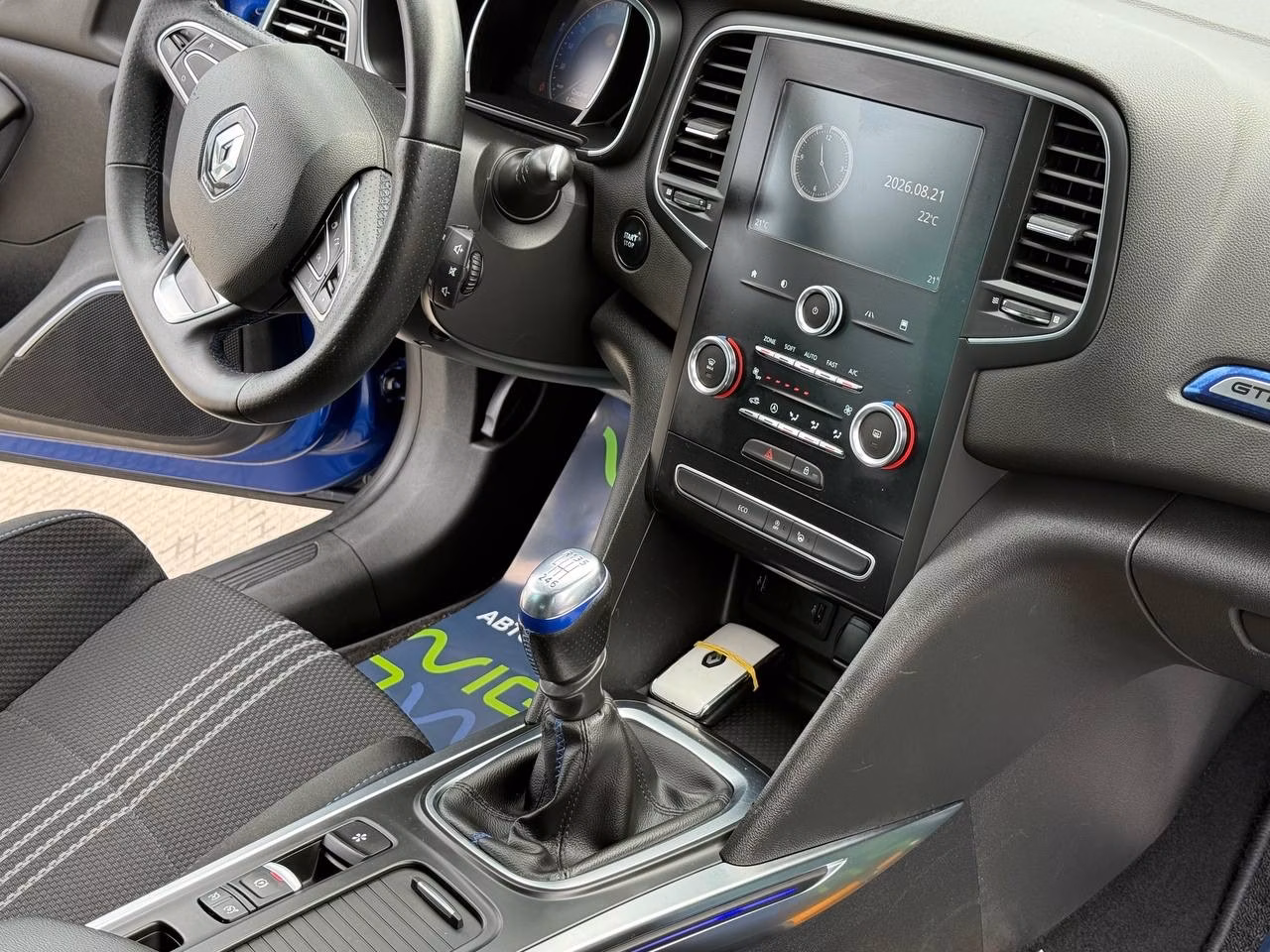 Renault Megane фото 9