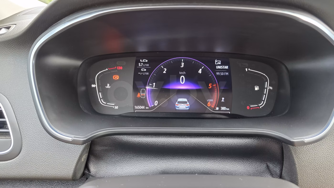Renault Megane фото 8