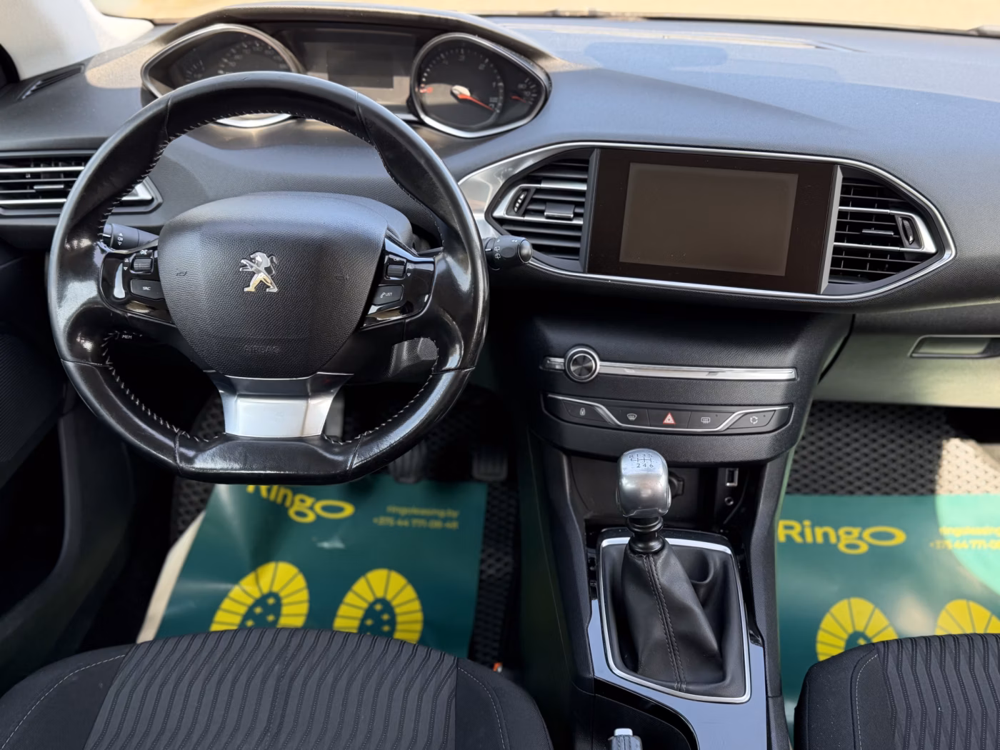 Peugeot 308 фото 12