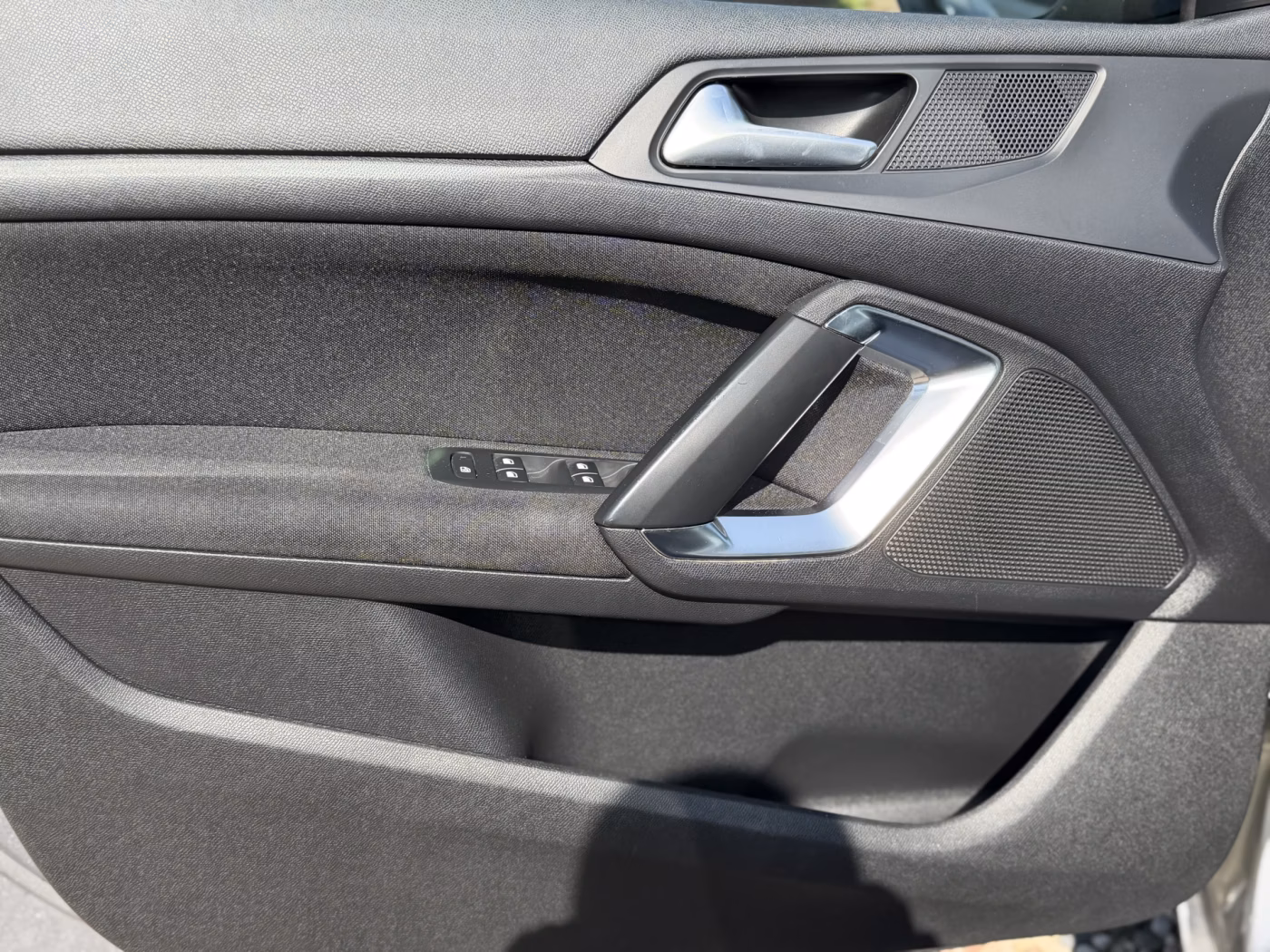 Peugeot 308 фото 15