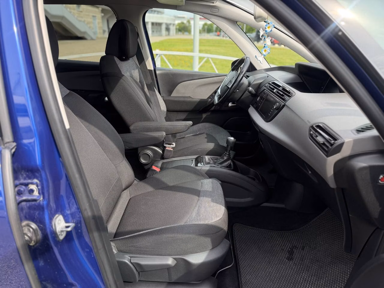 Citroen C4 Grand Picasso фото 12