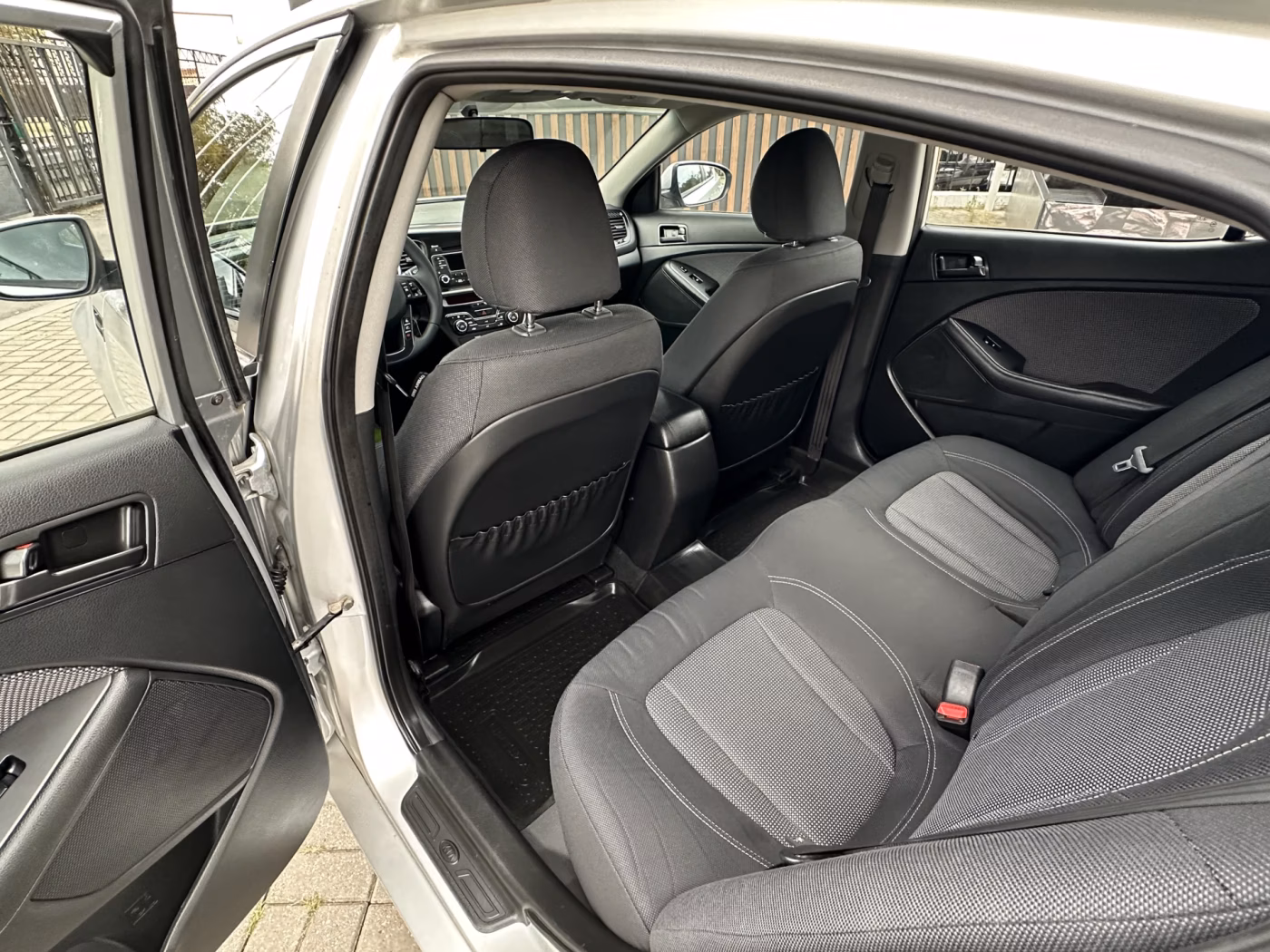 Kia Optima фото 9