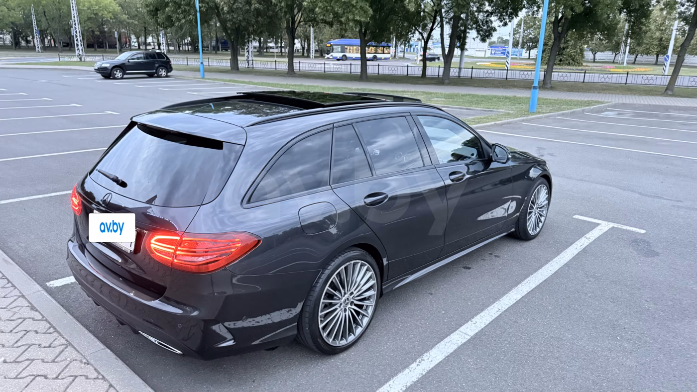Mercedes-Benz C-Класс фото 27