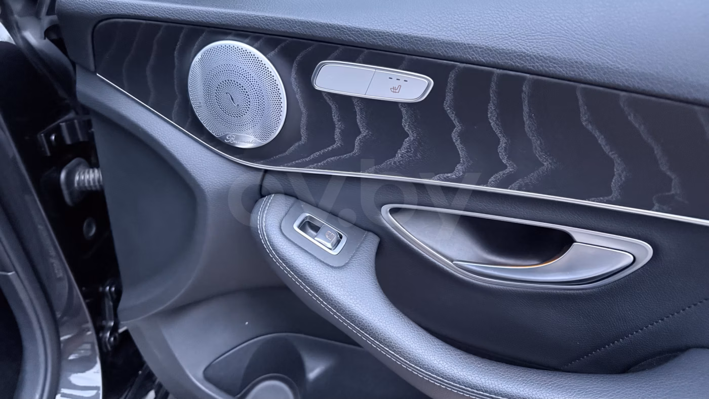 Mercedes-Benz C-Класс фото 17