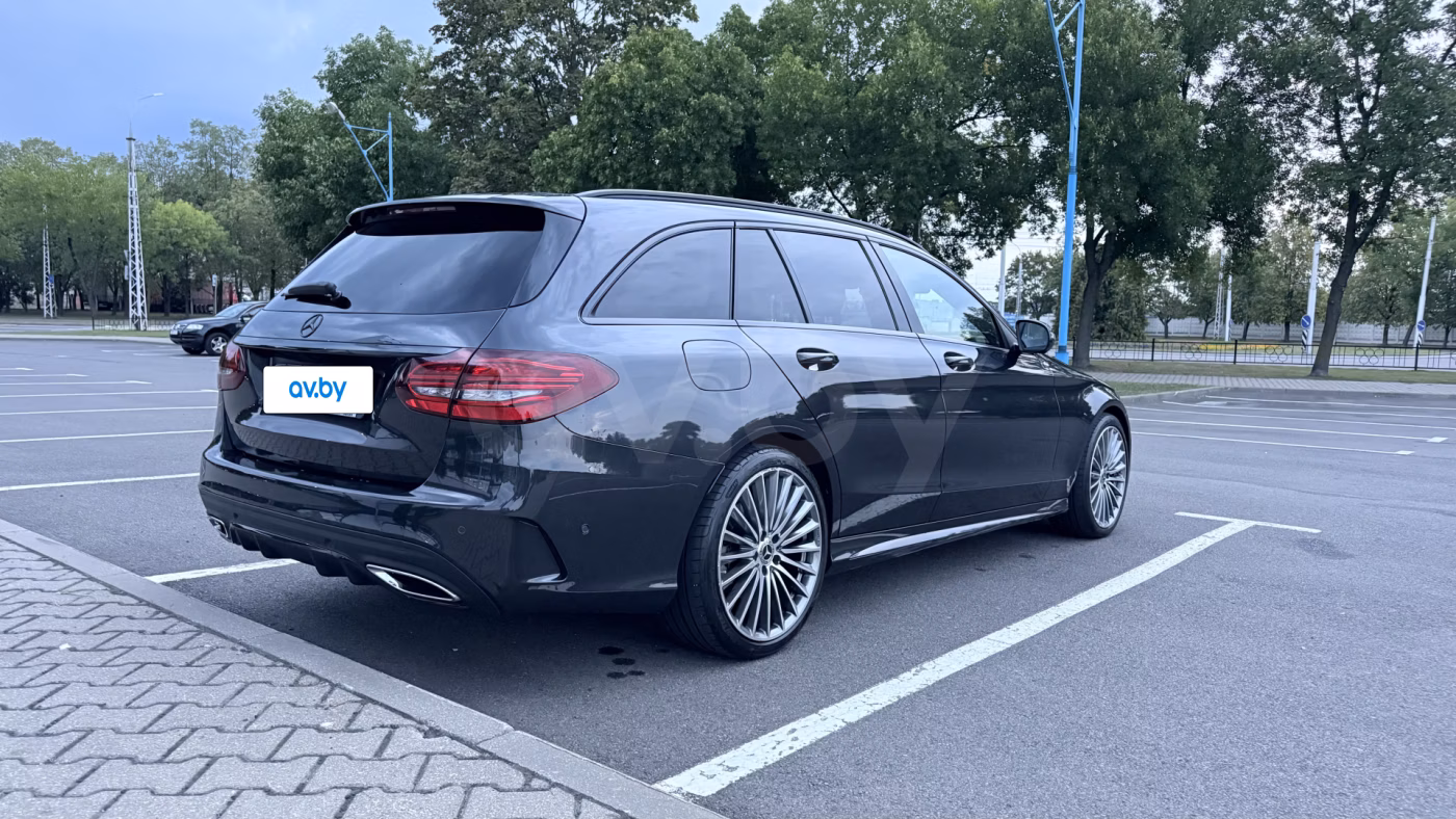 Mercedes-Benz C-Класс фото 3