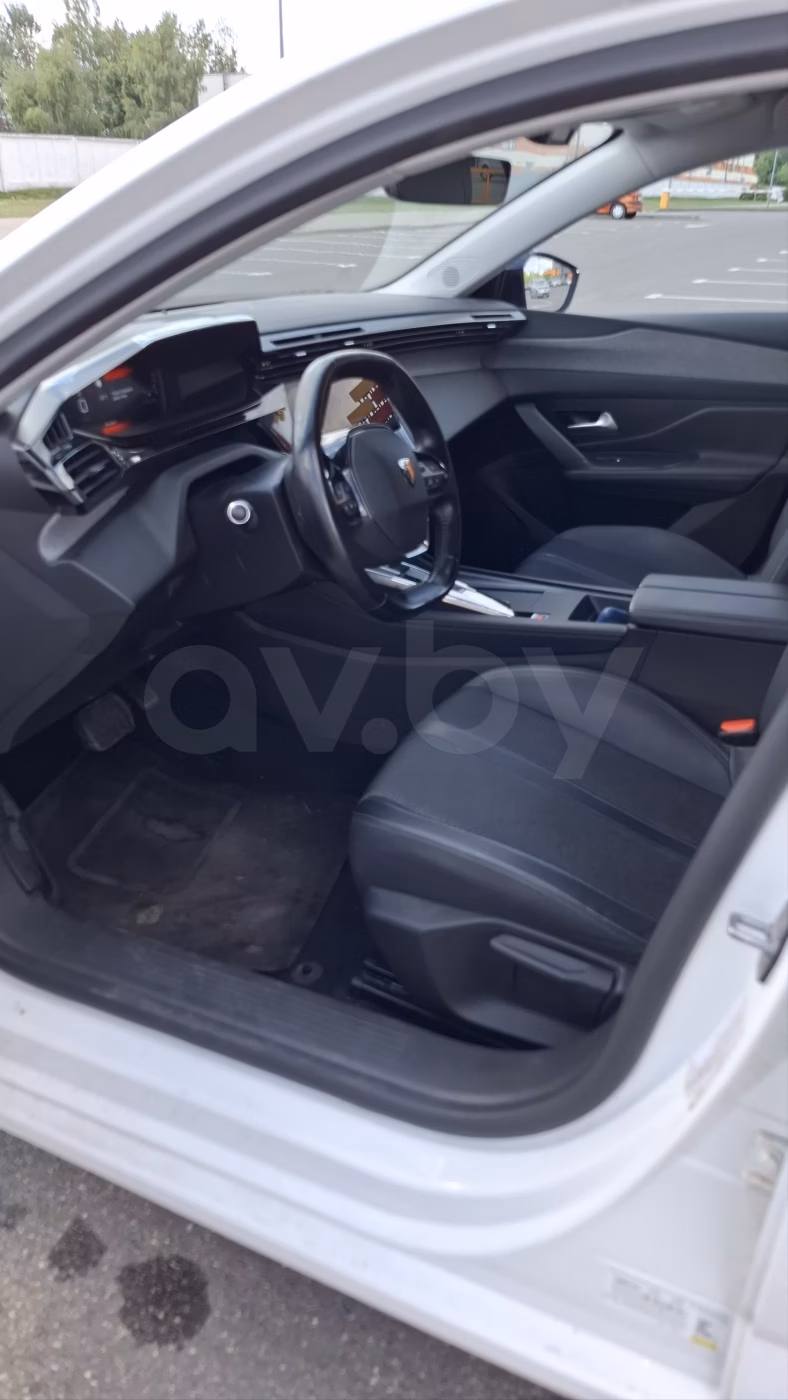 Peugeot 308 фото 9