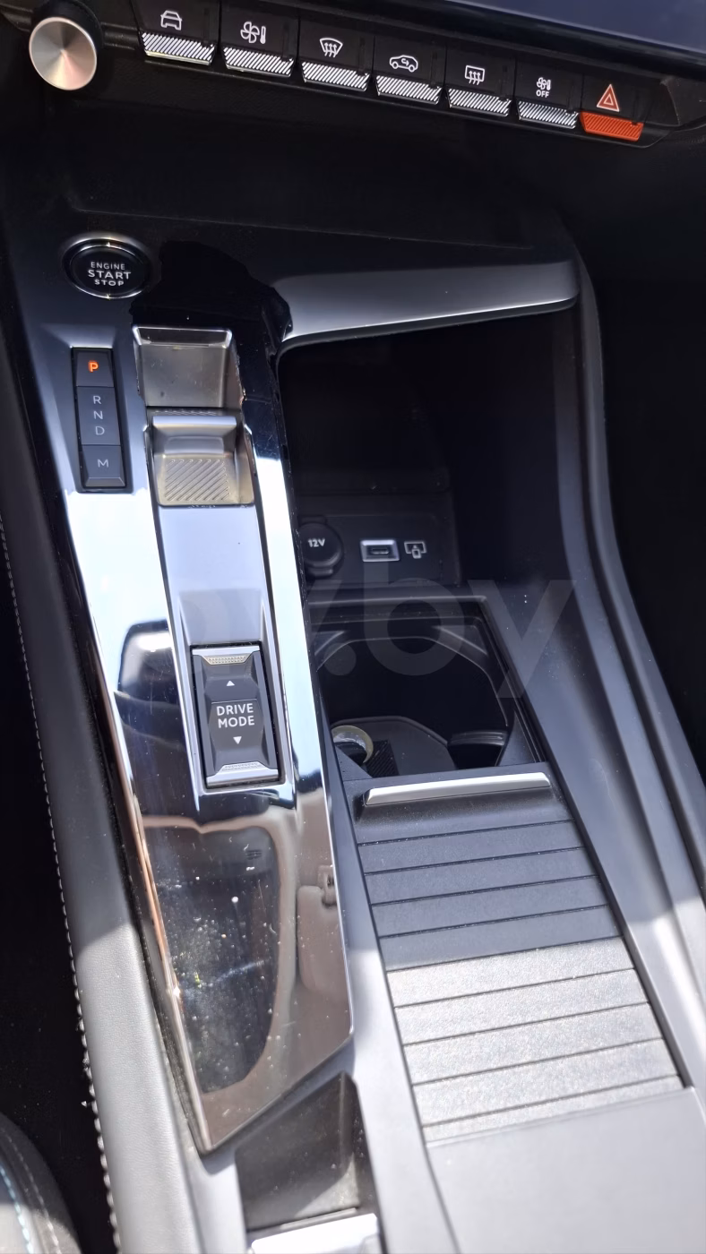 Peugeot 308 фото 11