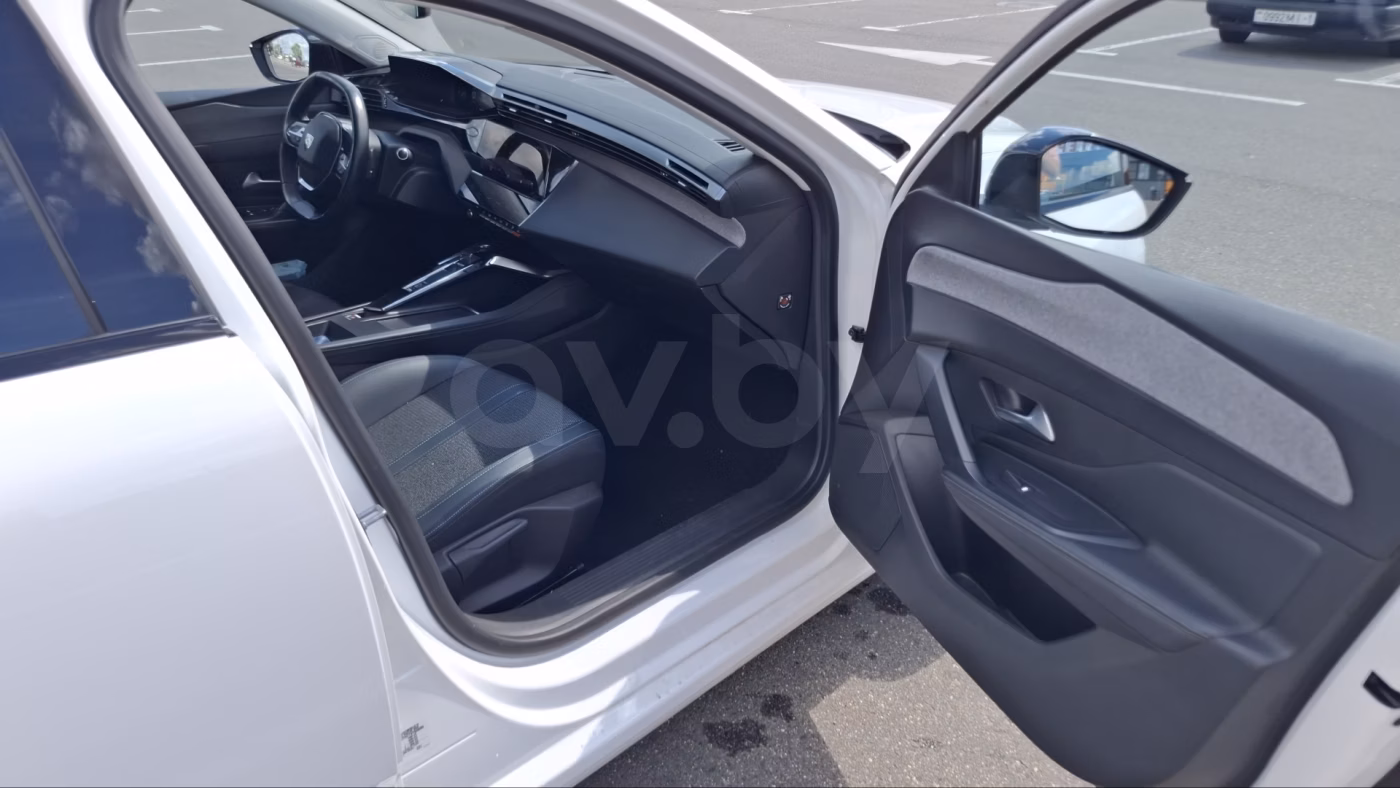 Peugeot 308 фото 12