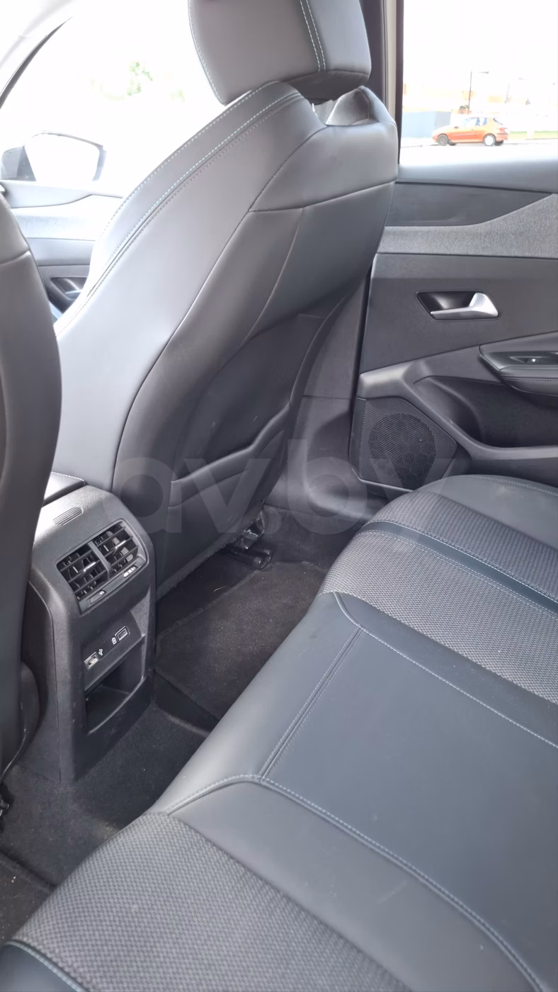 Peugeot 308 фото 14