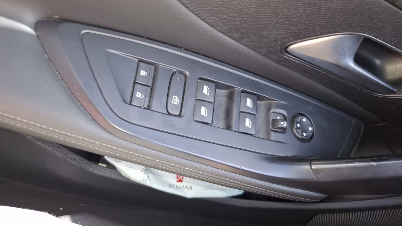 Peugeot 308 фото 16