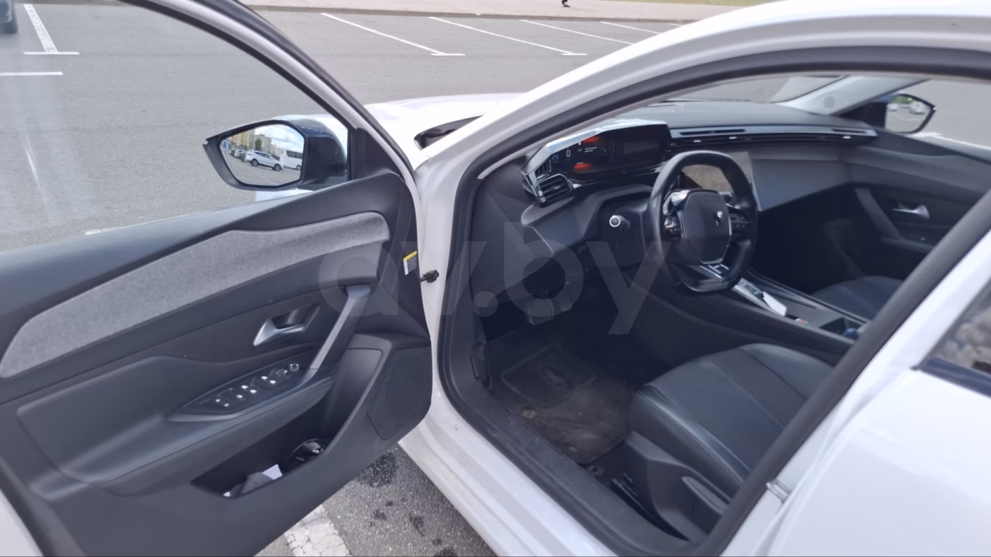 Peugeot 308 фото 15