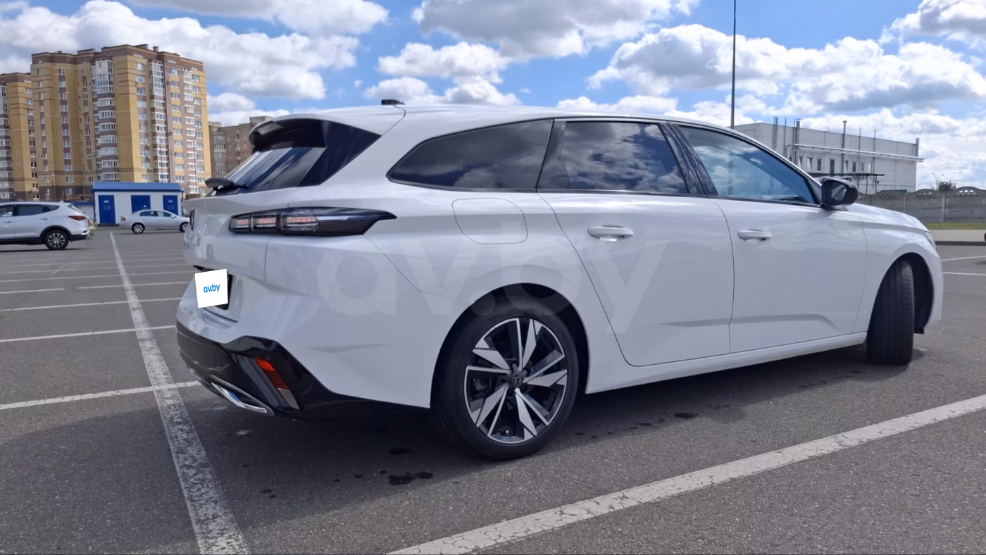 Peugeot 308 фото 2