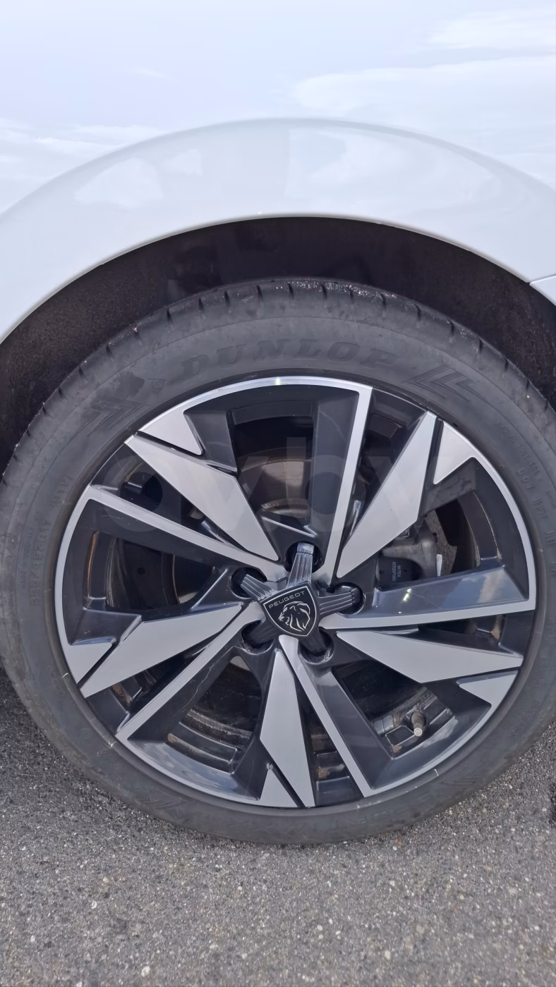 Peugeot 308 фото 17