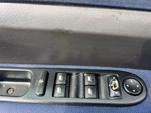 Peugeot 307 фото 17