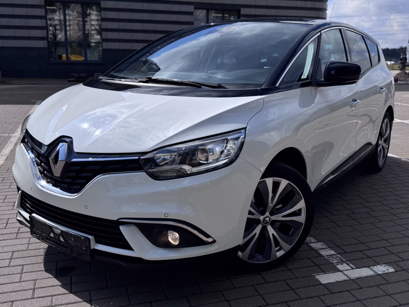 Renault Grand Scenic фото 2