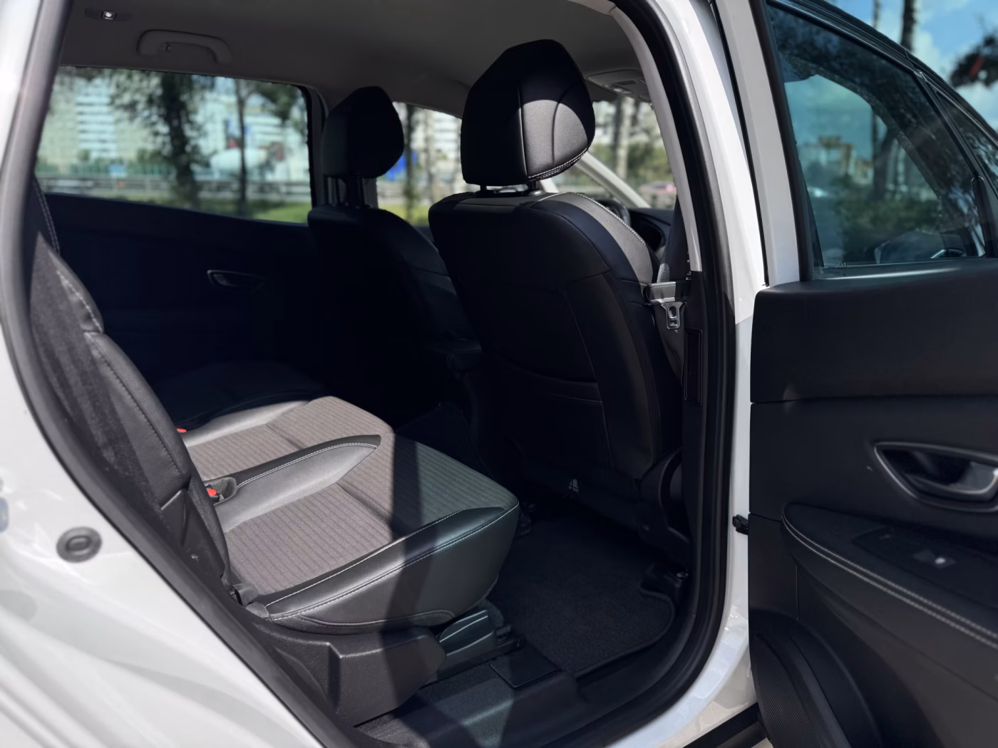 Renault Grand Scenic фото 11