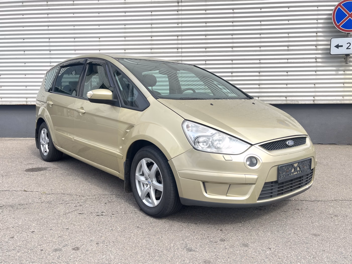 Ford S-MAX фото 4