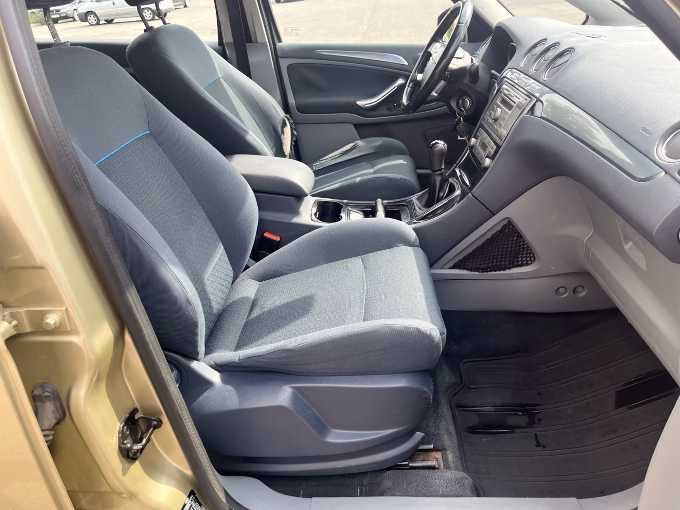 Ford S-MAX фото 12