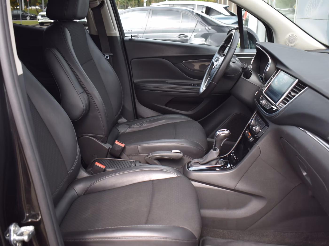 Buick Encore фото 12