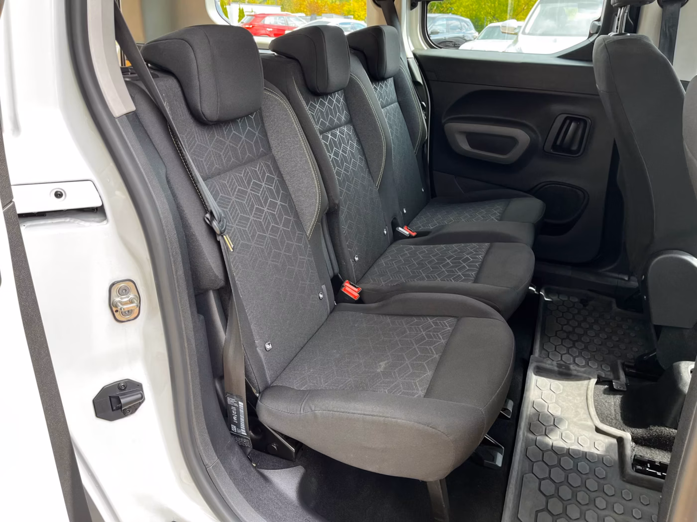 Peugeot Rifter фото 13