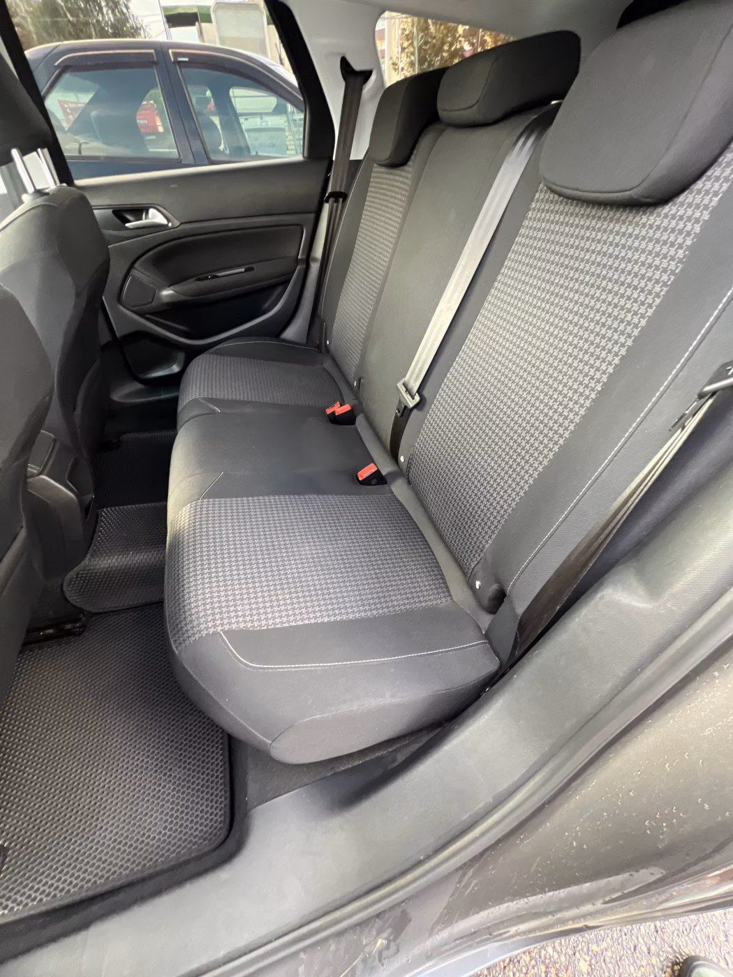 Peugeot 308 фото 14
