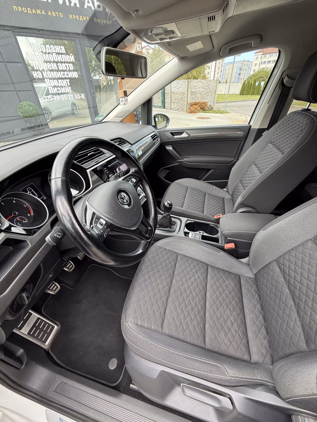 Volkswagen Touran фото 10