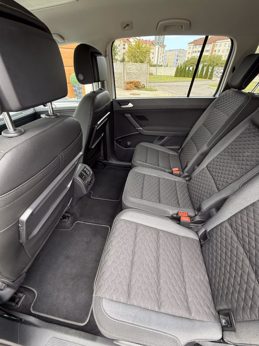 Volkswagen Touran фото 12